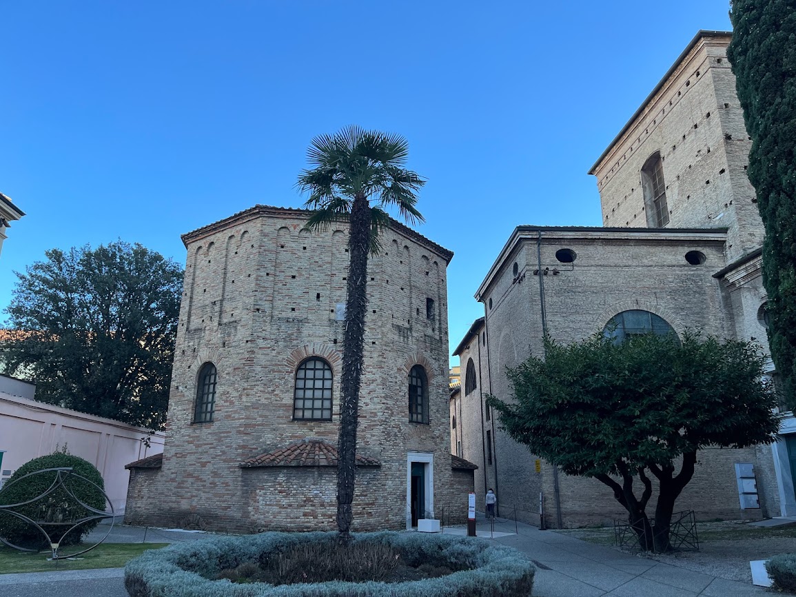 Battisitero Neoniano i Ravenna