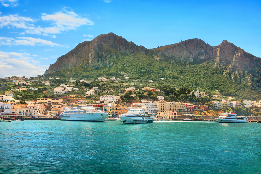 Sådan kommer du til Capri