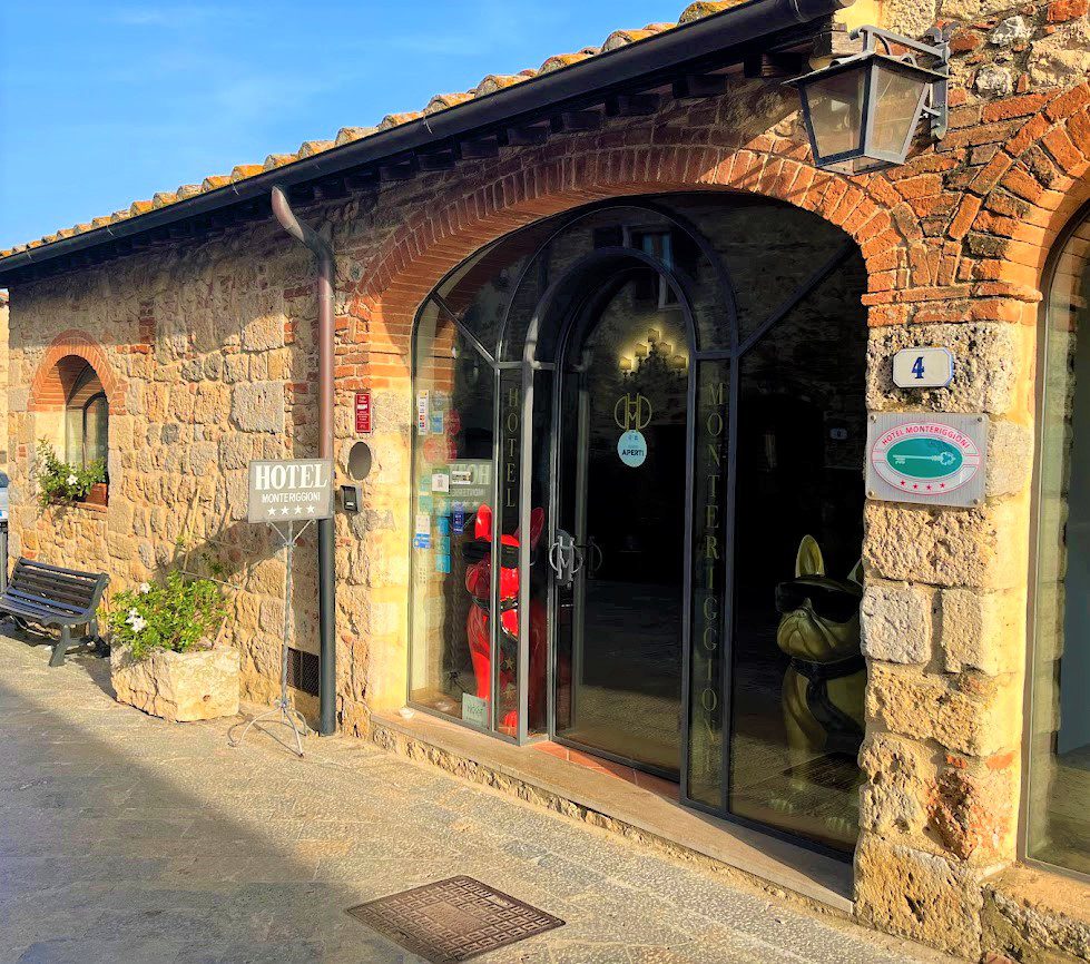 Monteriggoni hotel i Toscana